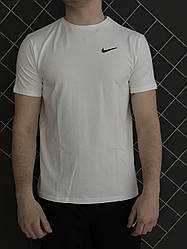 Чоловіча футболка Найк біла літня / спортивна футболка Nike бавовняна