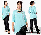 Ошатний жіночий костюм-двійка великих розмірів: асиметрична блуза + штани (р.48-58). Арт-2273/42, фото 5