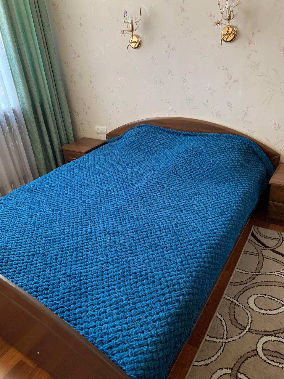 Великий в'язаний плюшевий плед ручної роботи м'який легкий, покривало накидка на диван, ліжко 200*220 см, Gp1, фото 1
