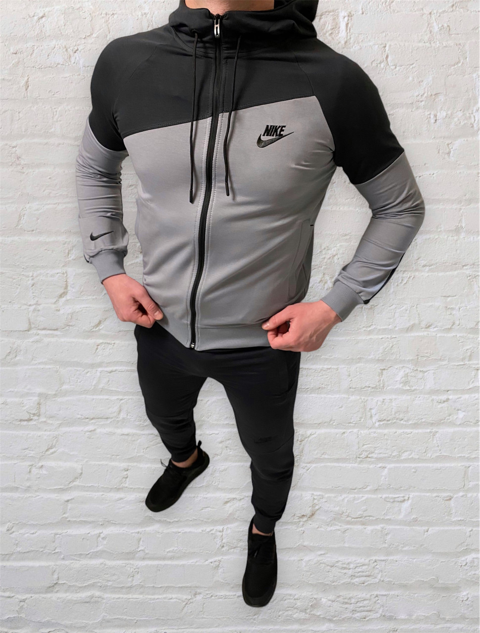 Чоловічий спортивний костюм Nike OR