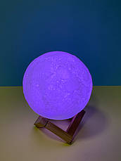 Настільний світильник-нічний місяць 18 см "3D Moon Lamp" 16 кольорів з пультом, фото 3