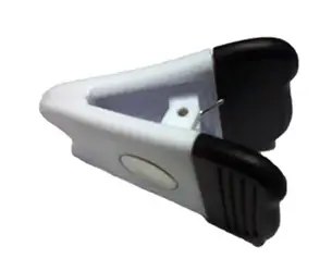 Затискач — магніт