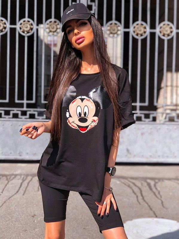 Жіночий літній костюм: футболка вільного крою та велосипедки Міккі Маус, фото 1