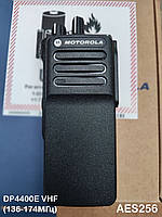 Радіостанція Motorola MOTOTRBO DP4400е VHF (136-174 МГц) з AES256 + додатк. акумулятор PMNN4543A на 2450 mAh