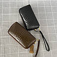 Шкіряний гаманець косметичка з ремінцем / фактура Крокодил А03-КТ-10218 Чорний, фото 5