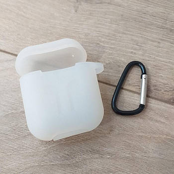Чохол для навушників AirPods силіконовий з карабіном Білий (KG-6961)