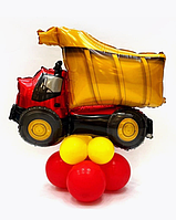 Фольгована куля фігура Вантажна машина на стійці з повітряних куль