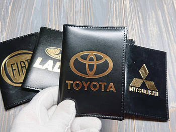 Шкіряна обкладинка для автодокументів з логотипом Toyota, для прав старого і нового зразка