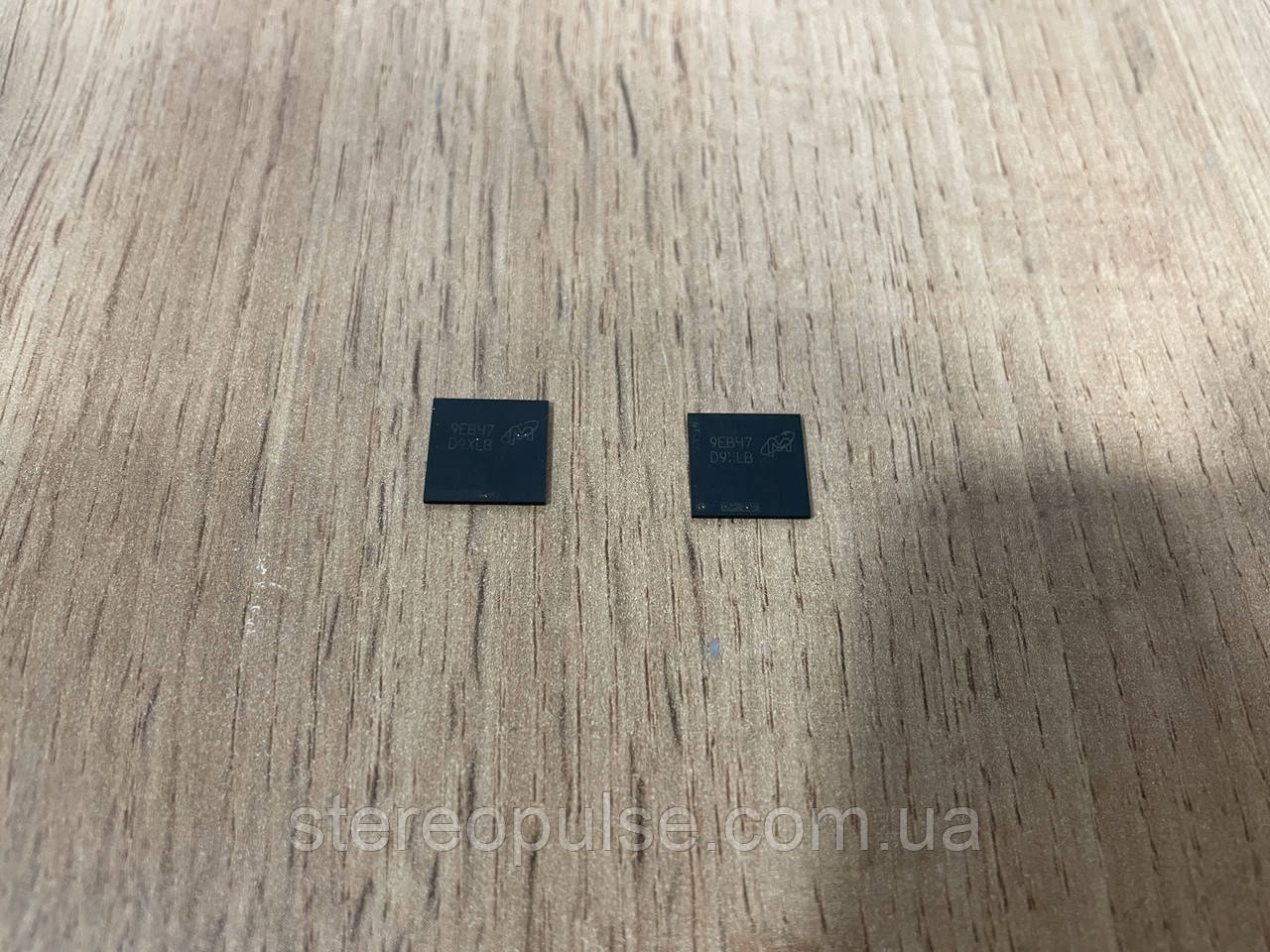Мікросхема пам'яті Micron D9XLB 4GB LPDDR3 RAM Original