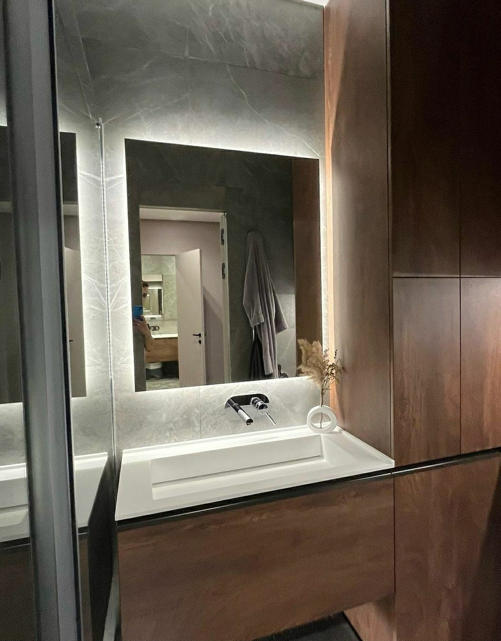 Дзеркало з Led підсвічуванням Ambilight