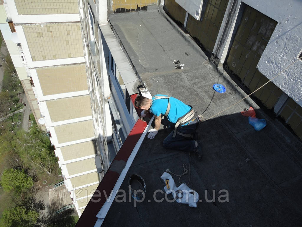 Ремонт даху балкона рубероїдом, фото 1