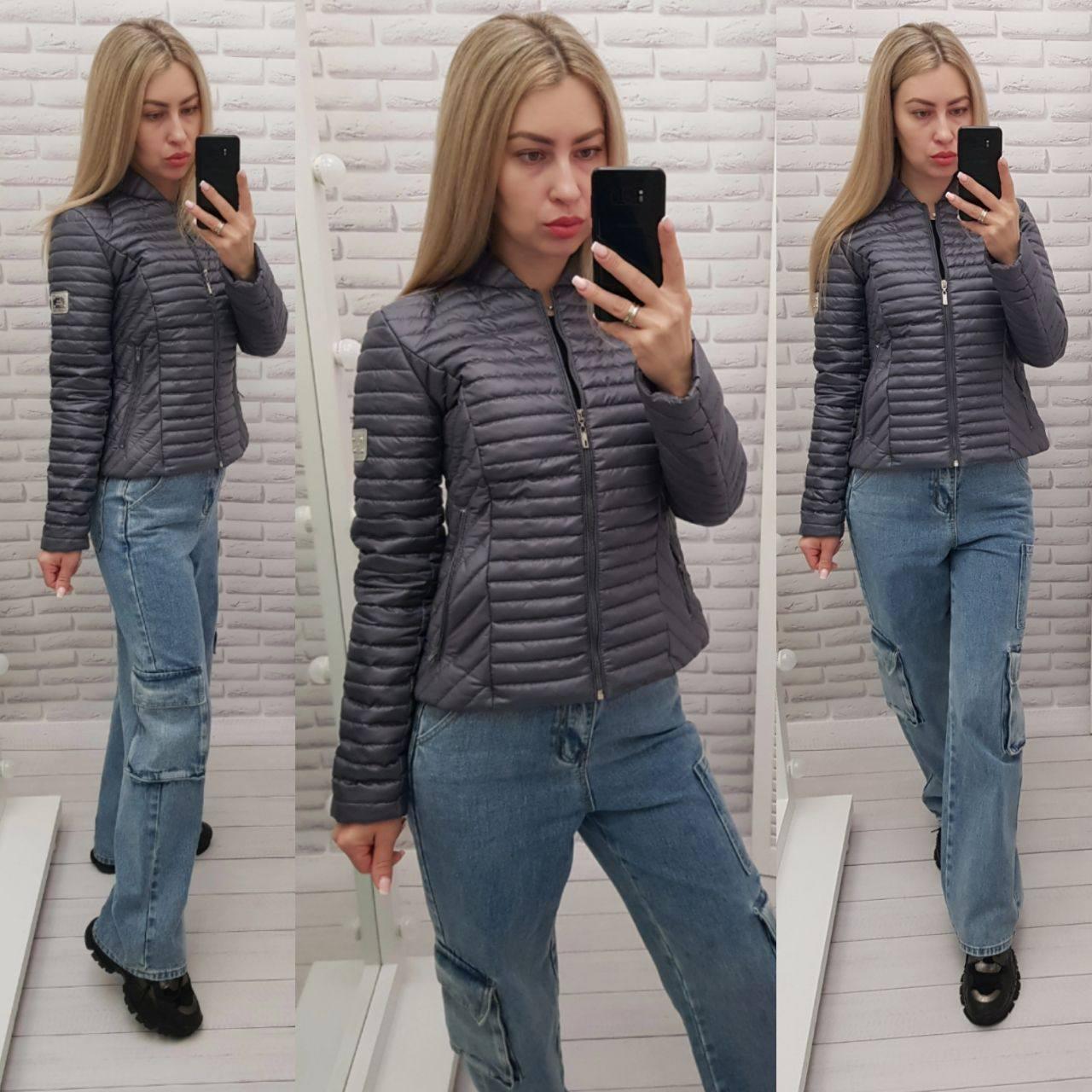 Жіноча класична стьобана куртка арт. 470 світло-синій кольору/ синій