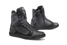 МОТОБОТИ FORMA HYPER BLACK