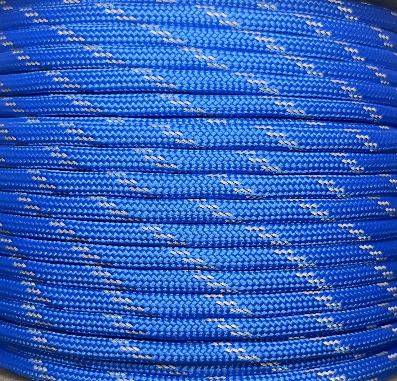 Cвітловідбивний паракорд 550 блакитний