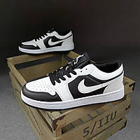 Жіночі кросівки Nike Air Jordan 1 Low Black White