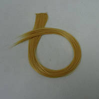 Цветная прядь волос однотонная на заколке 55 см золотистая
