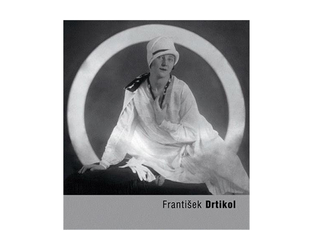 Книга про портретну фотографію Франтішек Дртікол Frantisek Drtikol "Portraits" (Fototorst) книги для фотографів