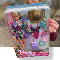 Лялька Barbie Holiday Fun Doll Подорож Blonde Highlighted Hair HGM54