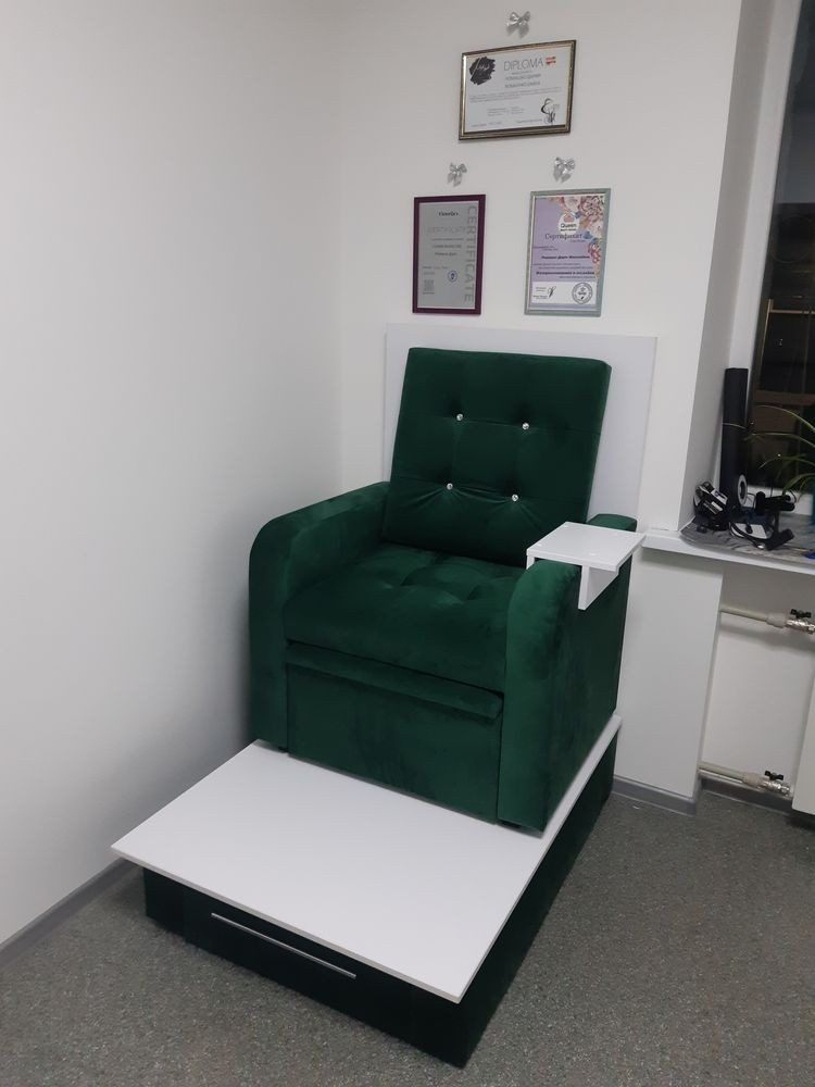Педикюрное кресло с велюра, мебель для салонов красоты - фото 1 - id-p1179402390
