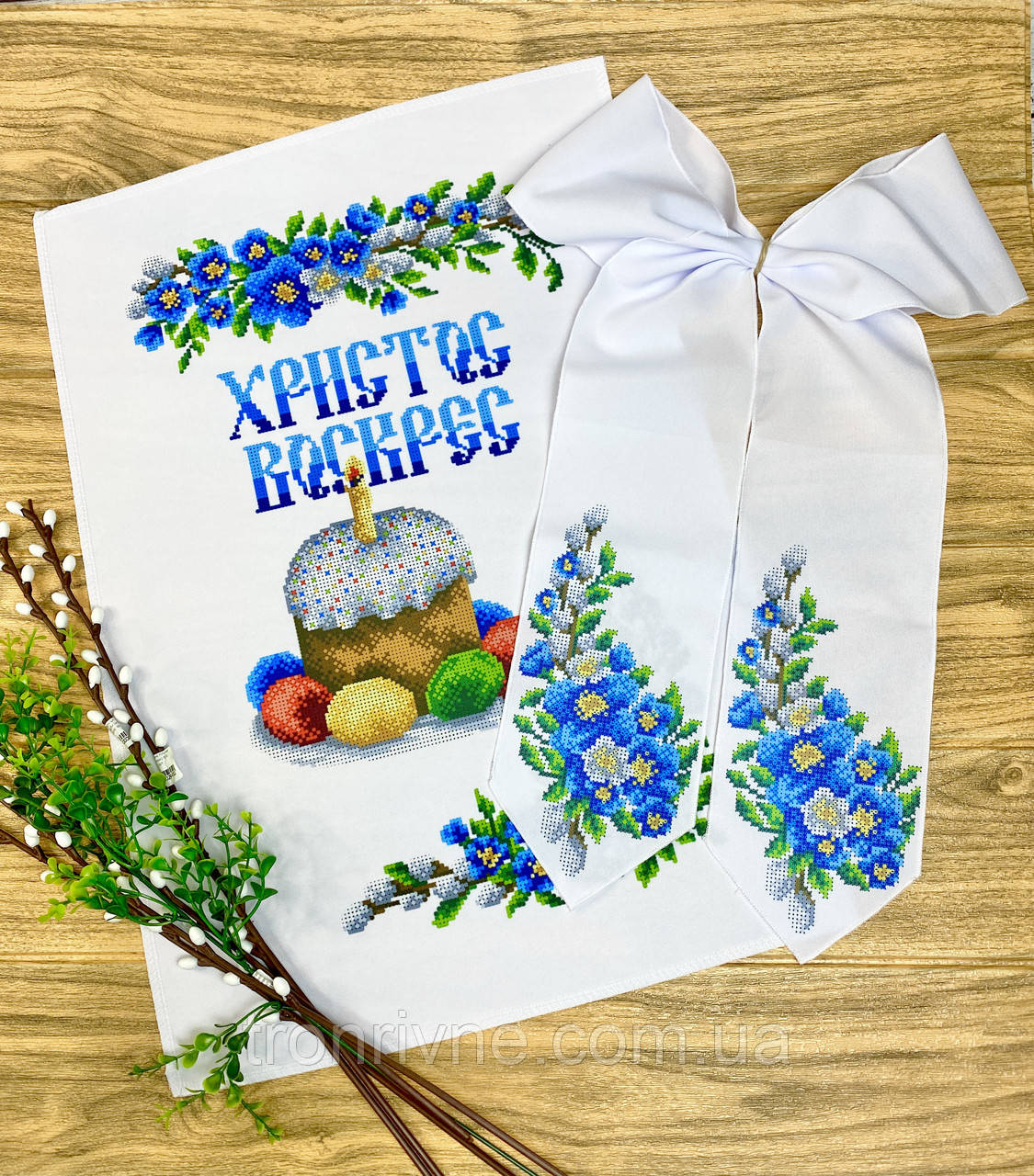 Набір для вишивання бісером Великоднійрушник 30х45 см і бант 12х140 см. Габардин