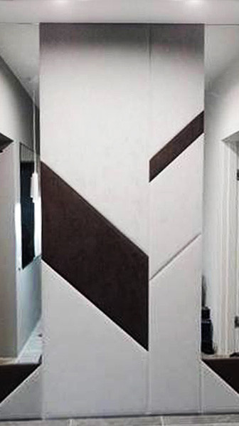 М'яка стінова панель у передпокої