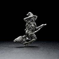 Символізм жіночої сили – кулон відьма у сріблі та золоті