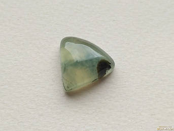 Преніт – кабошон