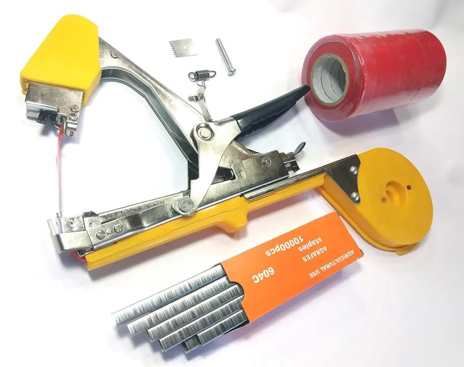 Інструменти для підв'язування рослин: тапенер для підв'язування помідор посилений + стрічка червона 10 шт + скоби 10000 шт., фото 1