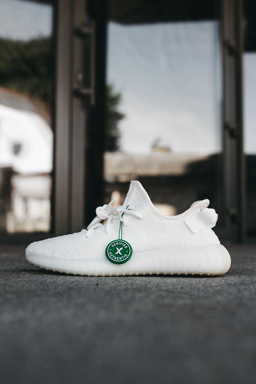 Yeezy boost sales 350v2 cream