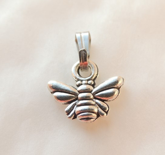 Кулон підвіска Liresmina Jewelry Бджола 0.8 см cріблястий