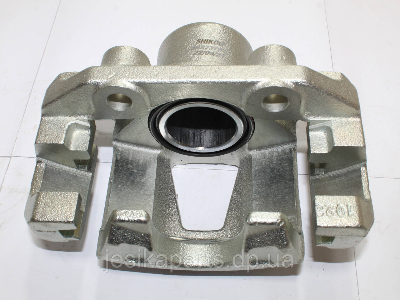 Купить Цилиндр тормозной передний Део Ланос Lanos 13" правий (суппорт в ...