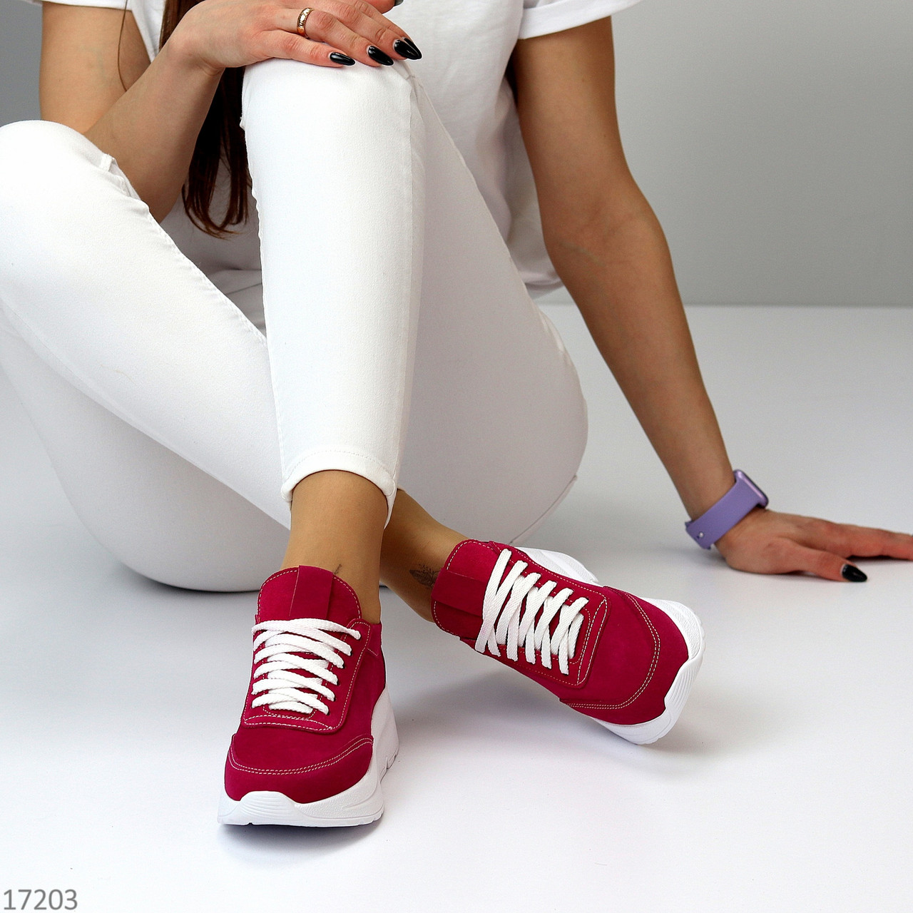 Замшевые женские кроссовки натуральная замша на белой подошве цвет малиновая фуксия - фото 6 - id-p1798247463
