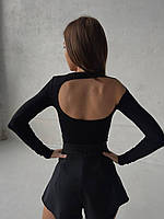 Женский базовый лонгслив с длинным рукавом и открытой спиной (черный)