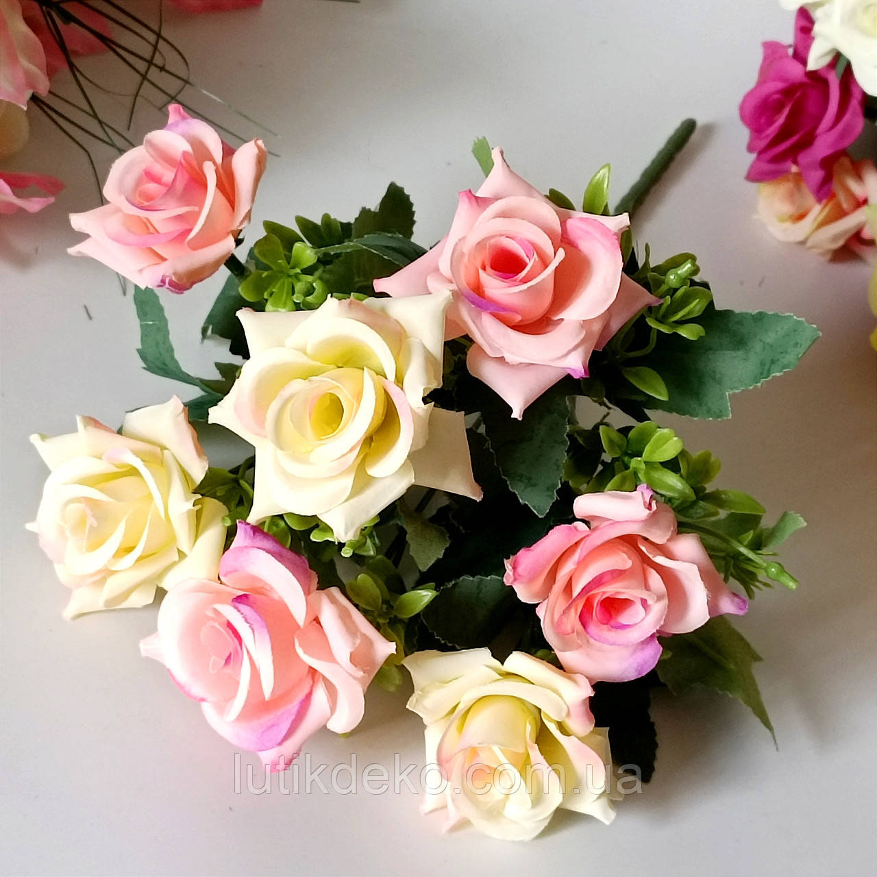 Штучні квіти. Букет Rose Luxe, кремово-рожевий