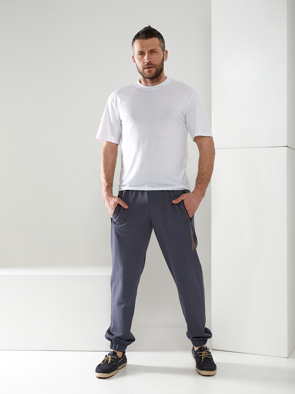 Мужские спортивные штаны с манжетами из трикотажа Tailer - фото 3 - id-p1798481257