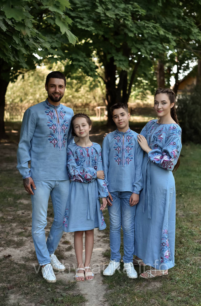 Комплект сімейних вишиванок в одному стилі,арт 4610+4255