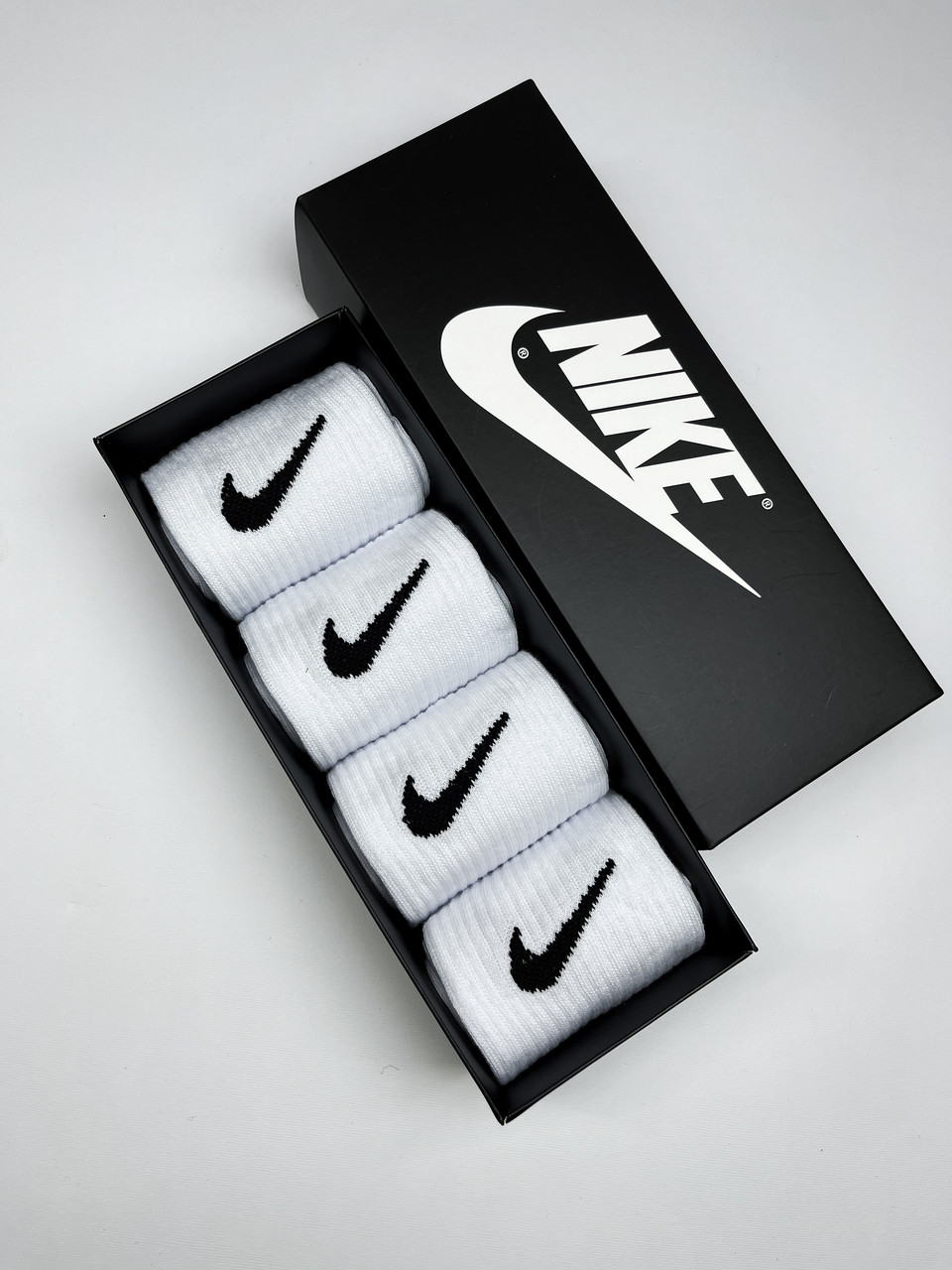 Високі жіночі Шкарпетки Nike - Білі - Подарунковий набір в коробці 4 пар