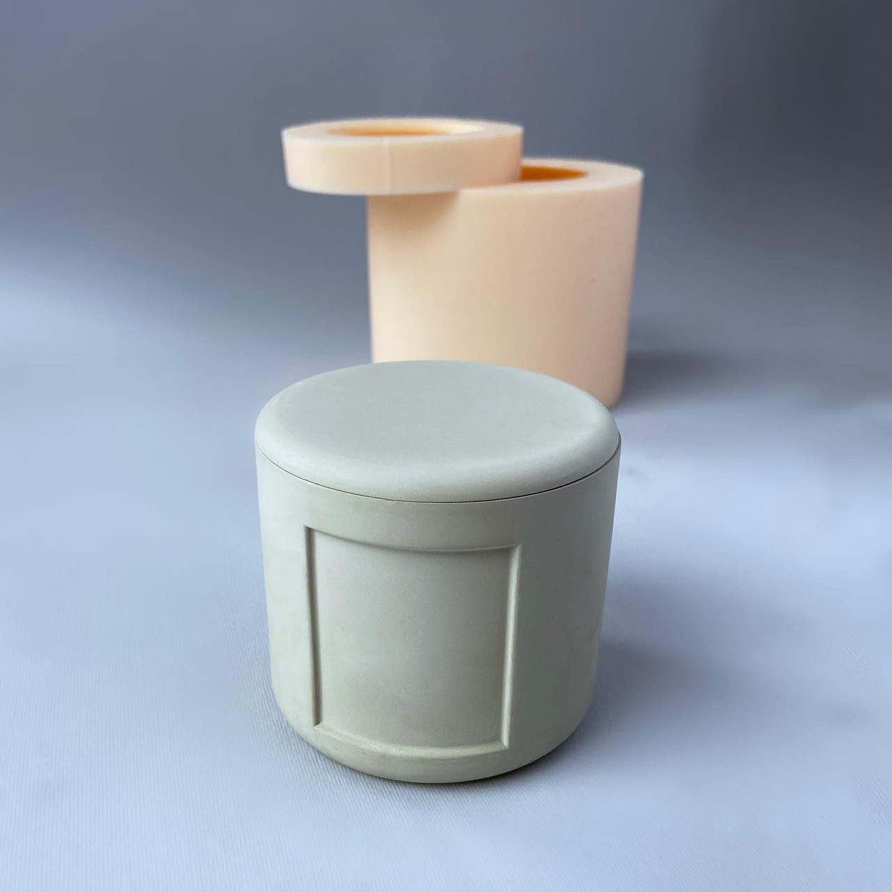 Купити Силіконова форма "Кашпо під наклейку з кришкою" молд для гіпсу ...