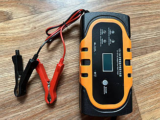 Імпульсний автоматичний автомобільний зарядний пристрій Foxsur 12 V 10 A