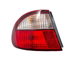 Задні ліхтарі,фонарі видимості.