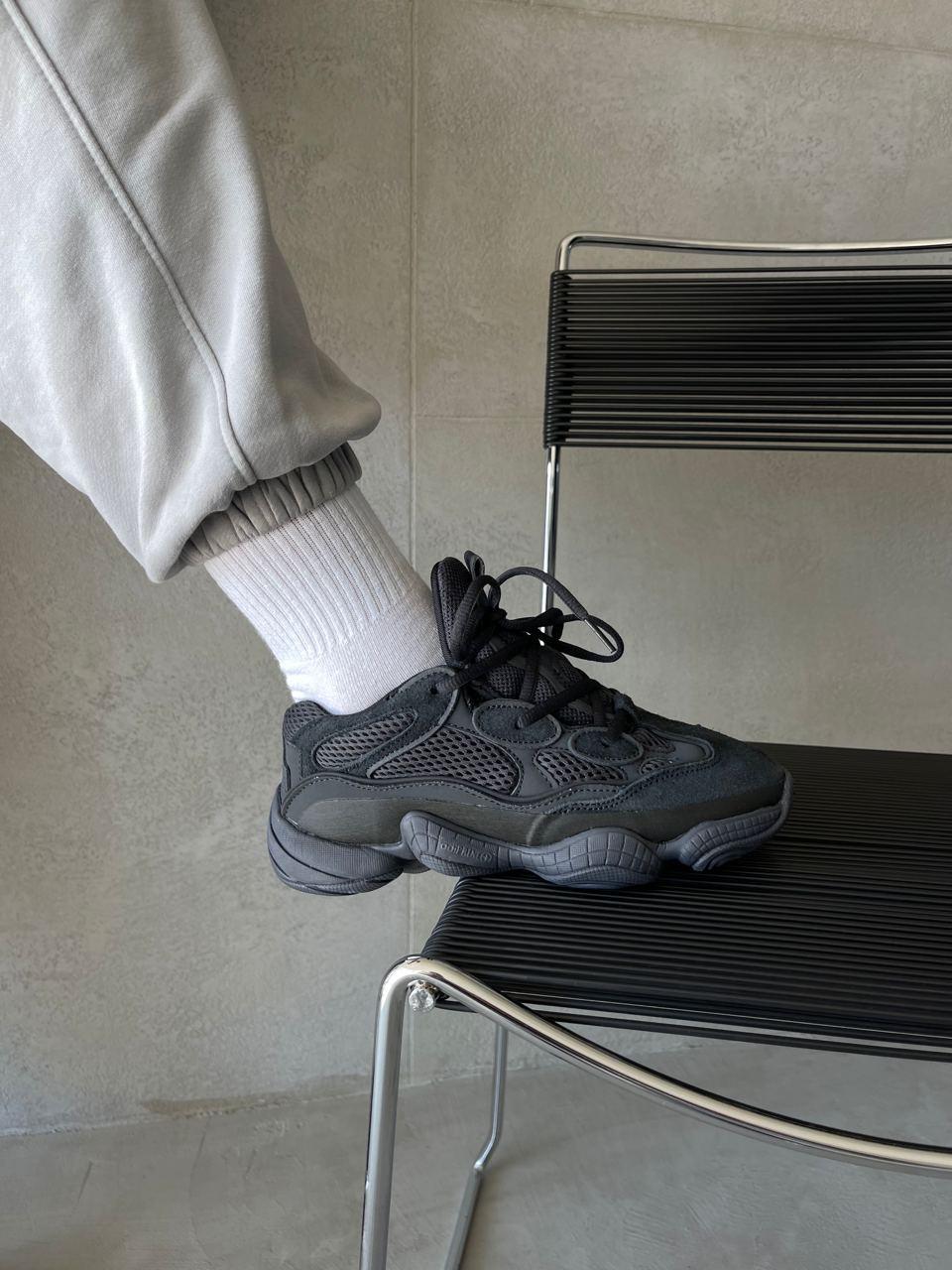 Yeezy 500 discount black style