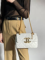 Женская подарочная сумка Chanel Big Logo White (белая) KIS04039 милая стильная сумочка с декоративной цепочкой