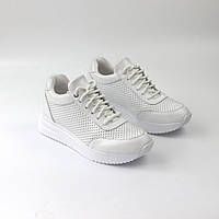 Летние белые кроссовки кожа легкие сникерсы с перфорацией женская обувь повседневные Cosmo Shoes Ada Y White
