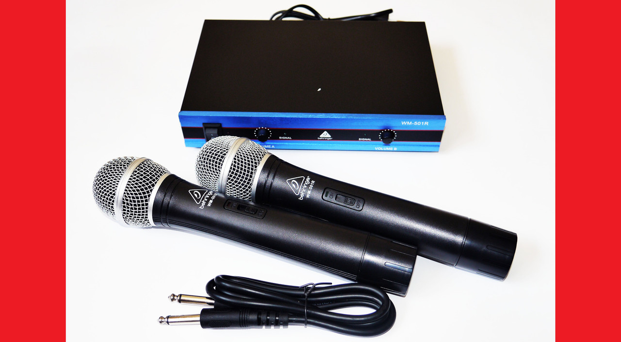 Радіосистема Behringer WM-501R база 2 радіомікрофони