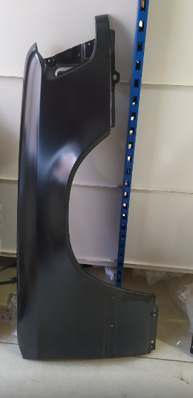 Крило праве RH без отвору показника повороту MERCEDES E-KLASA W124, W124 12.84-03.98