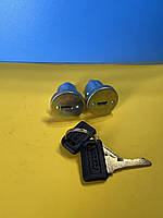 Замок бардачка ИЖ (пара) "JING"