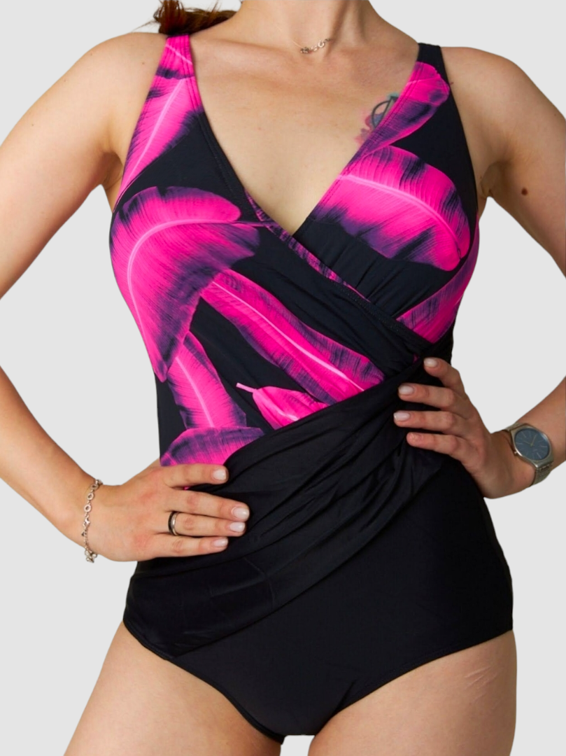 ОПТ Суцільний жіночий купальник на великі груди Z.Five 85389 чорний/малиновий 42-50 на 46 48 50 розмір