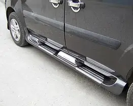Бокові пороги для Fiat Doblo I 2005-2010 рр. Склопластик
