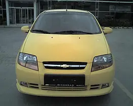 Накладка на передній бампер для Chevrolet Aveo T200 2002-2008 Склопластик