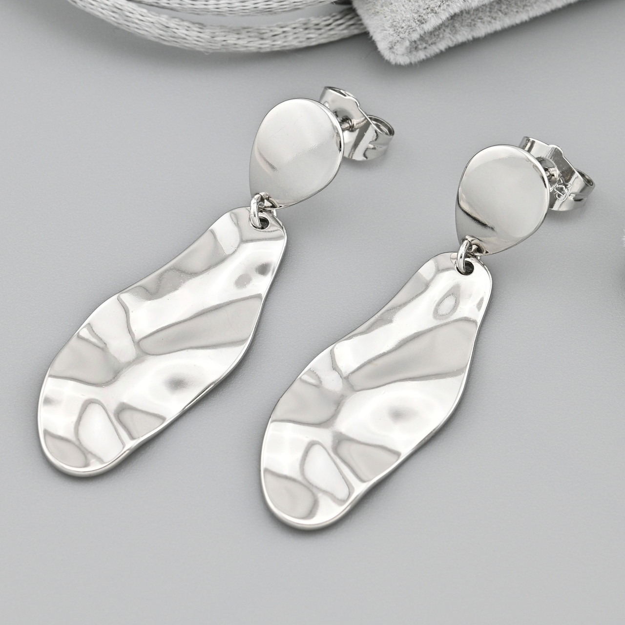 Сережки підвіски Modern Style 38743 розмір 42х12 мм вага 5.7 г позолота Біле Золото, фото 1